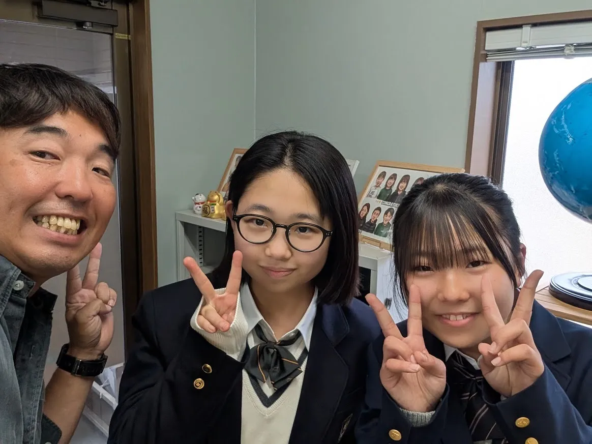 今年の卒業生が遊びに来てくれました!